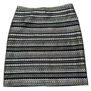 J. McLaughlin Black Gold Jacquard Straight Knee Length Skirt Size 6